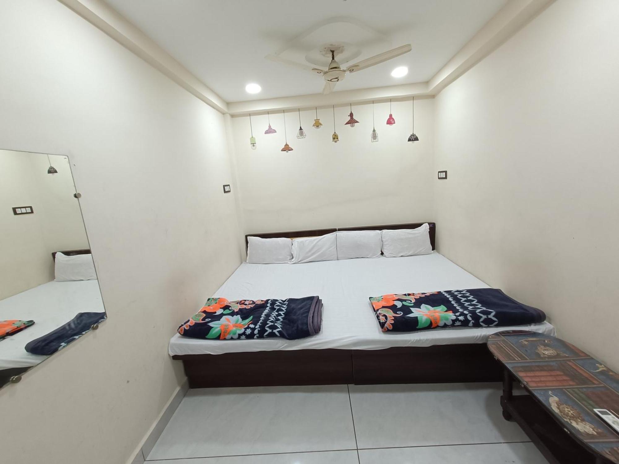 Fabhotel Shipra 乌贾因 外观 照片