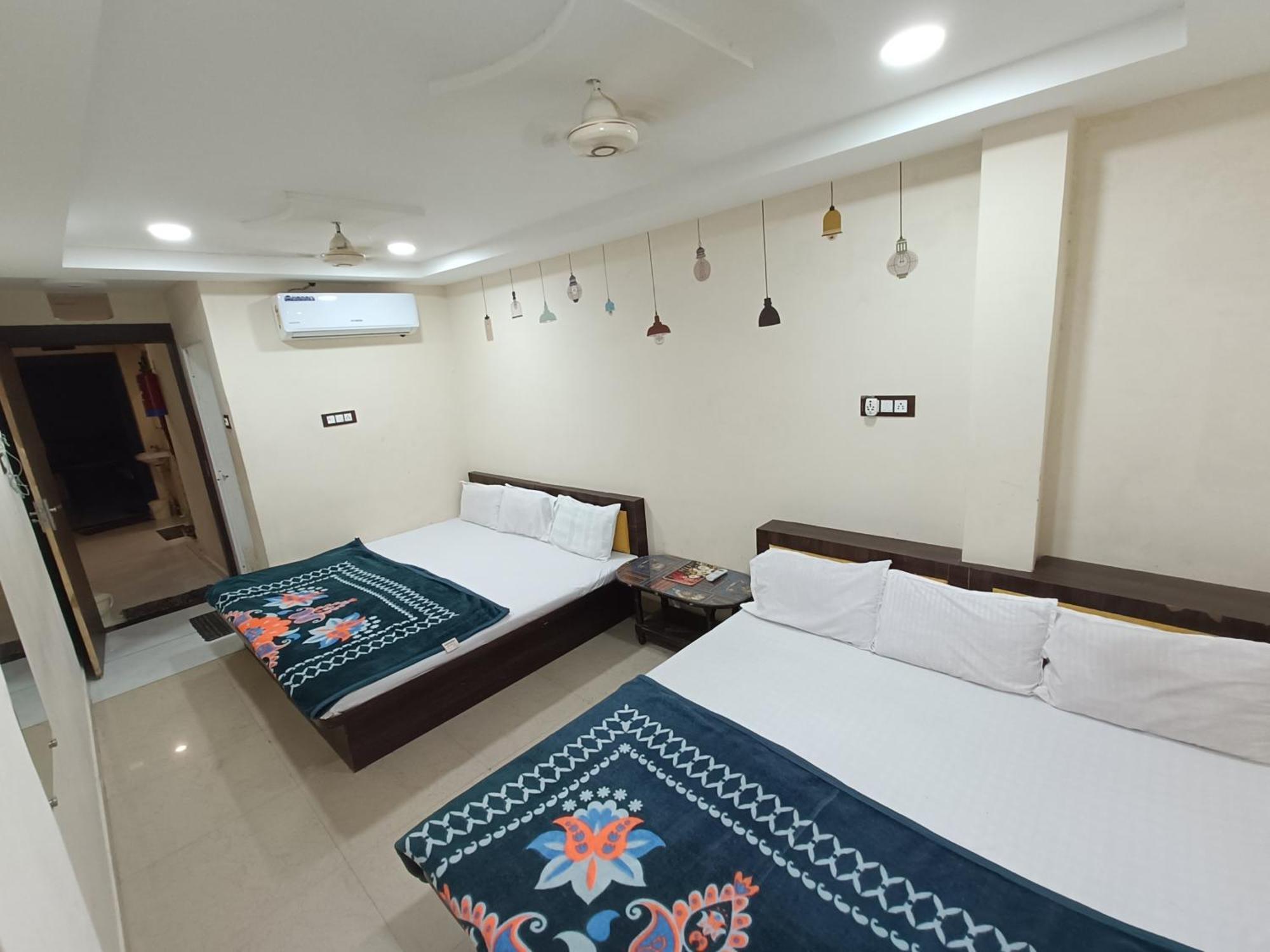 Fabhotel Shipra 乌贾因 外观 照片